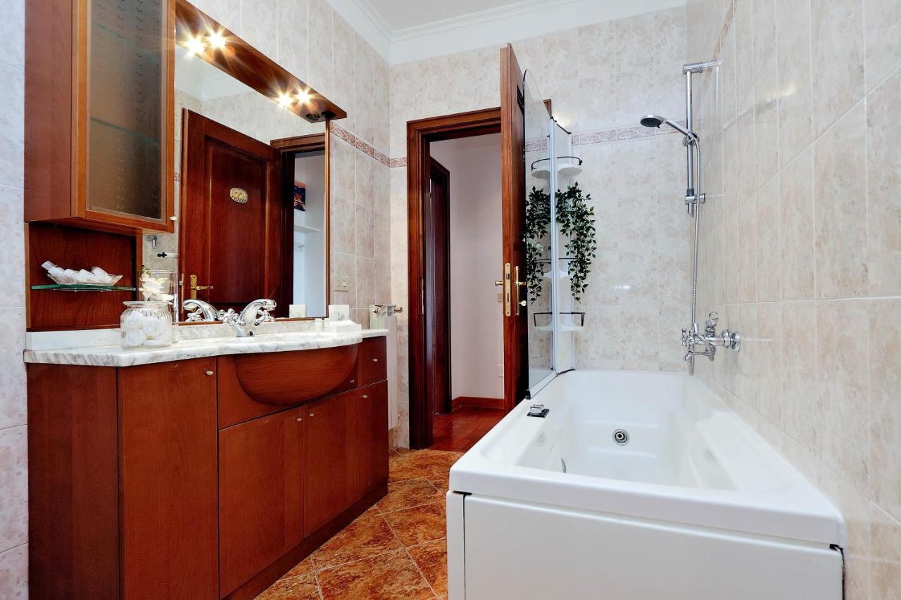 Colosseo Sunset Apartment Róma Kültér fotó